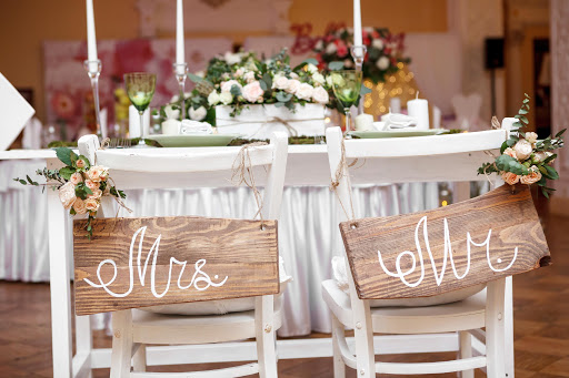 Read more about the article Top 5 Reasons to Hire a Wedding Planner